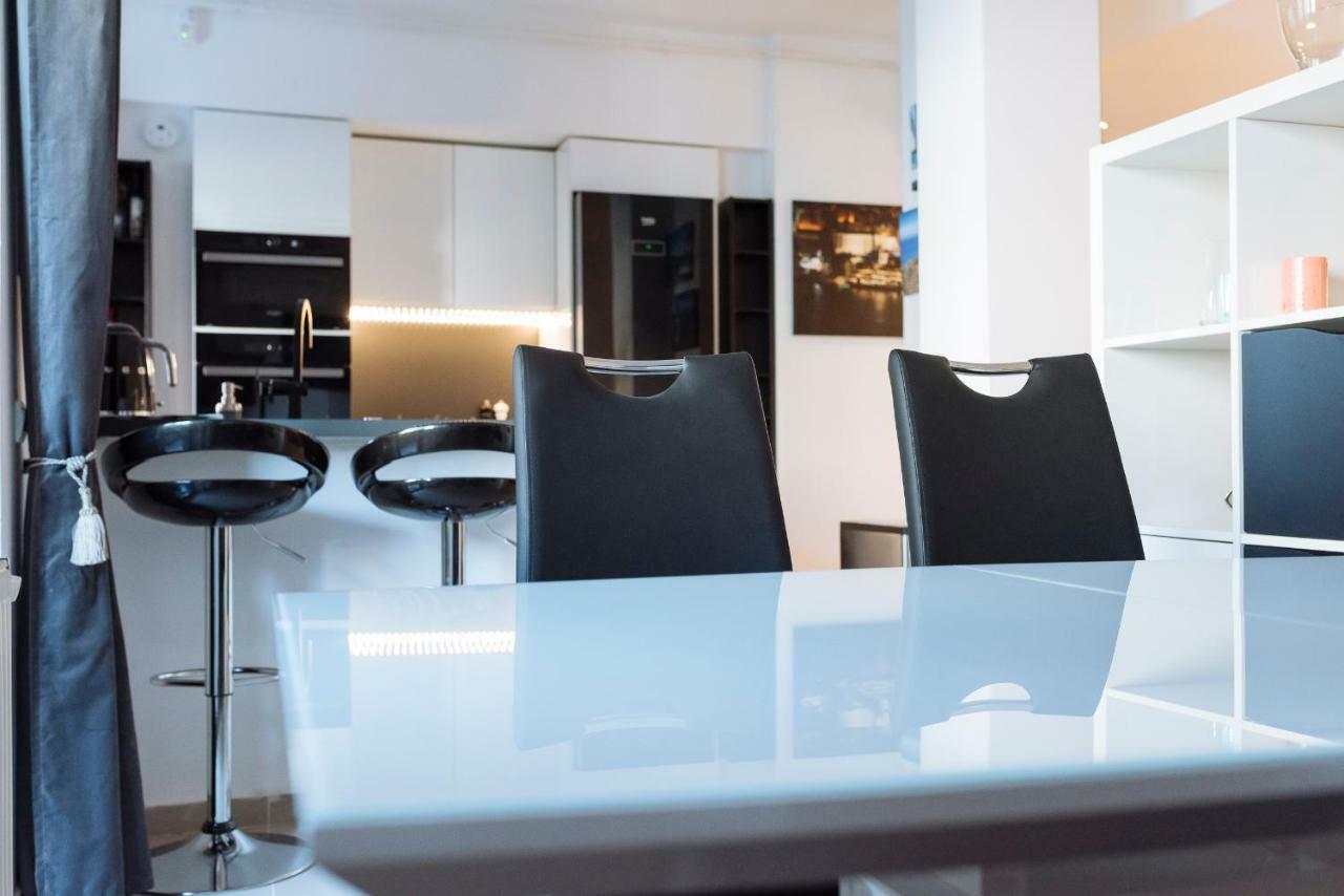 בוקרשט Tres Chic Double Sized Apartment מראה חיצוני תמונה